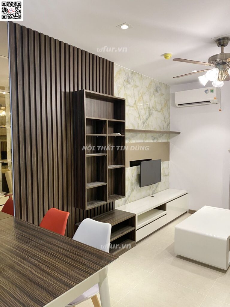 CSJ Tower – Trắng phối gỗ óc chó và tủ kính khung