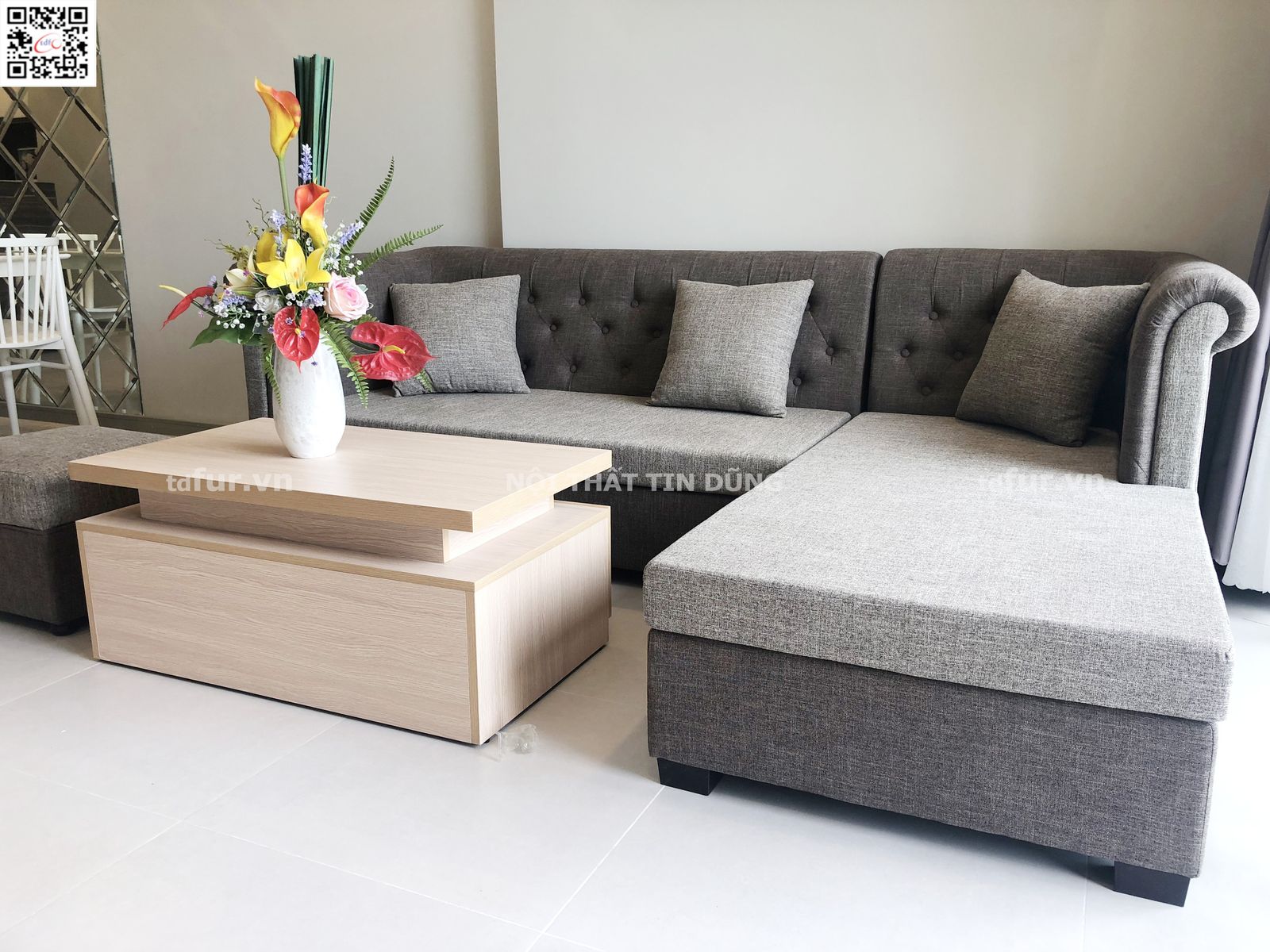 Goldview – Gỗ sáng thanh lịch