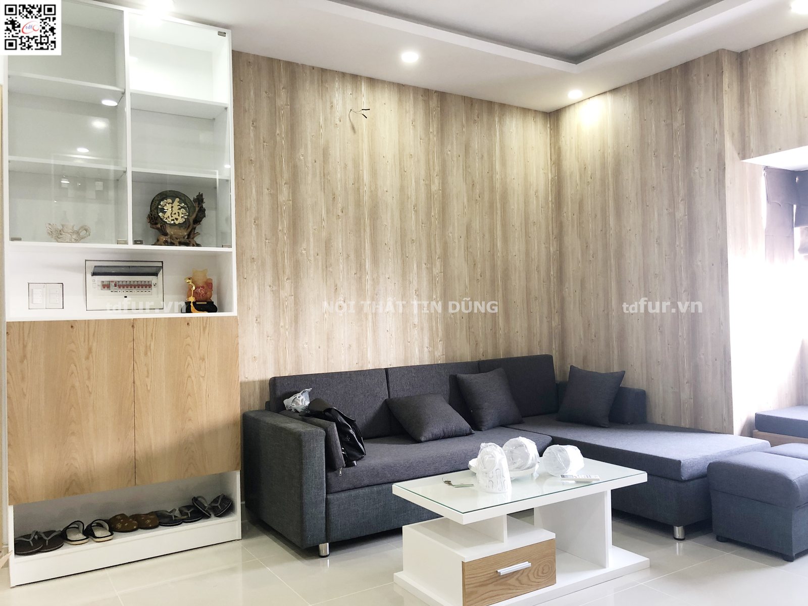 Oriental Plaza – Vân gỗ sáng ấm áp