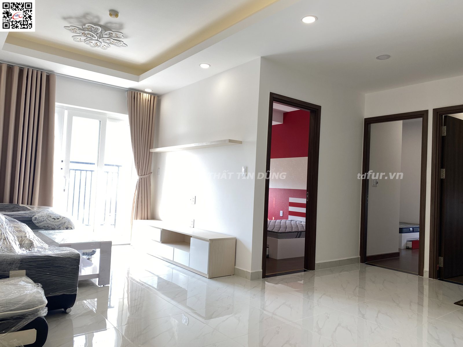 Richmond City – Phòng bé đỏ trắng