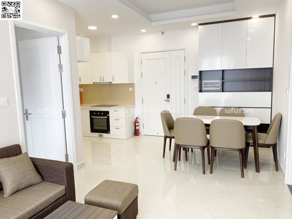 Saigon Mia – Gỗ trầm và sofa nâu