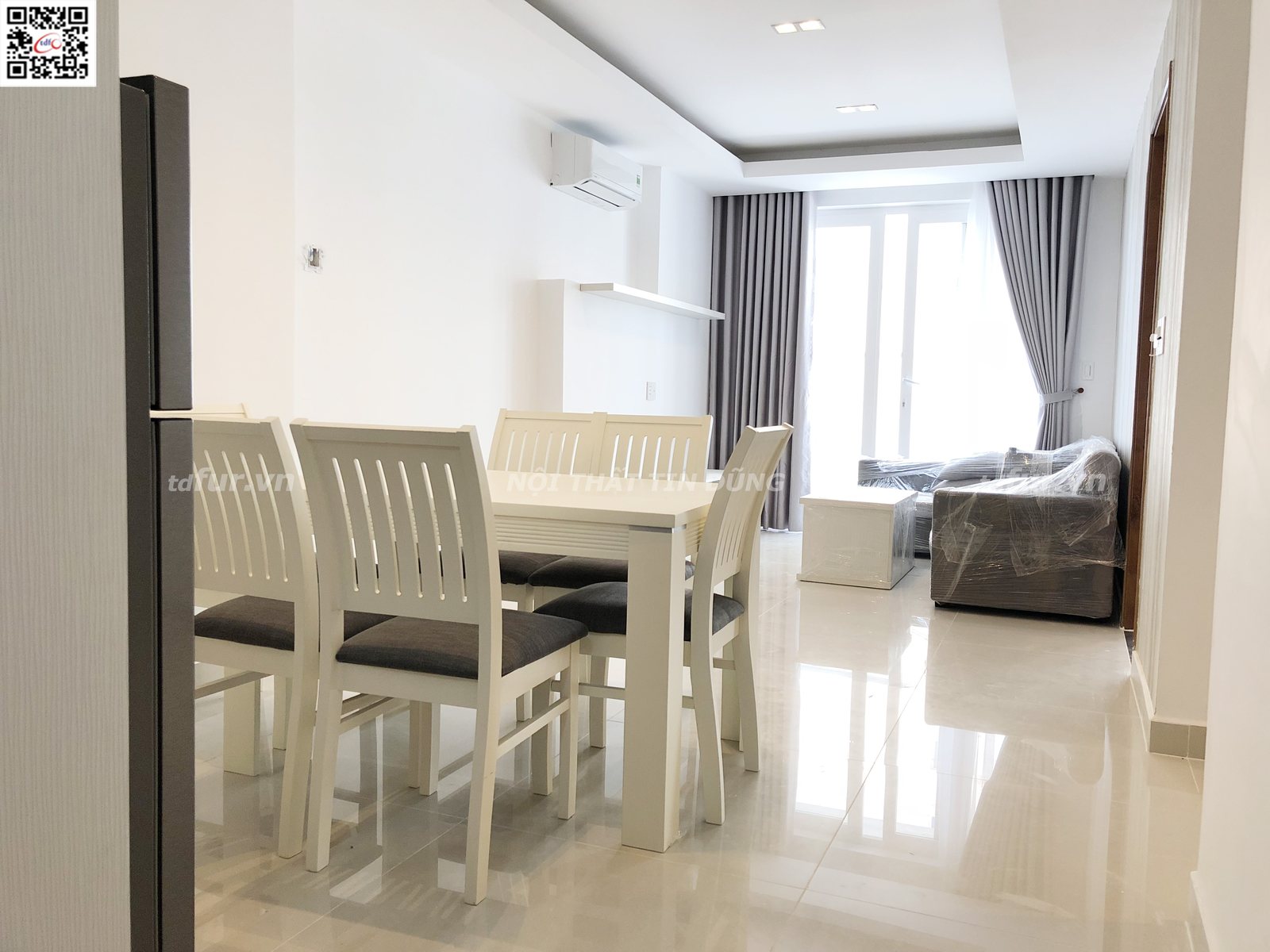 Sky Center – Trắng tinh tế