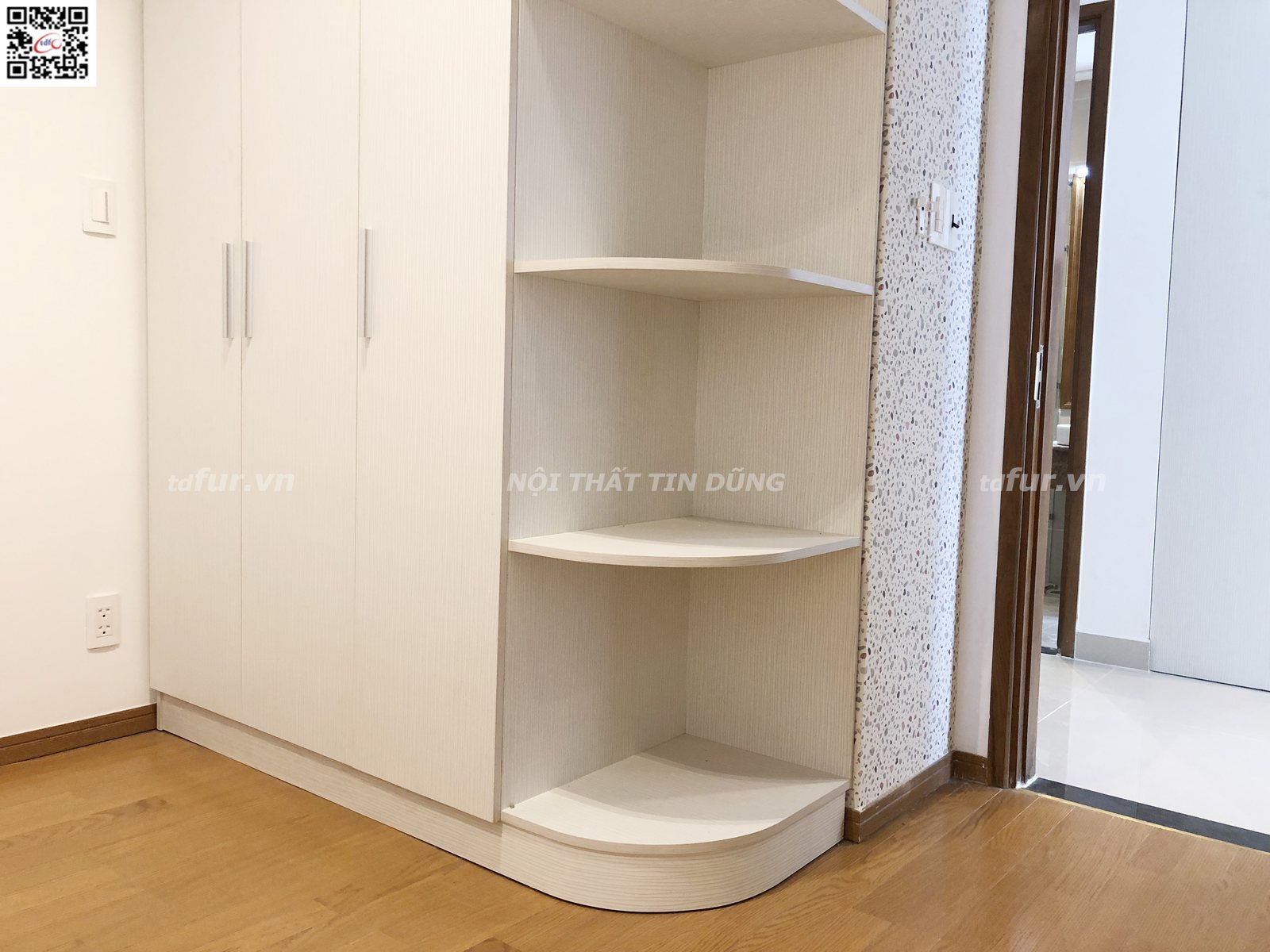 Sky Center – Trắng tinh tế