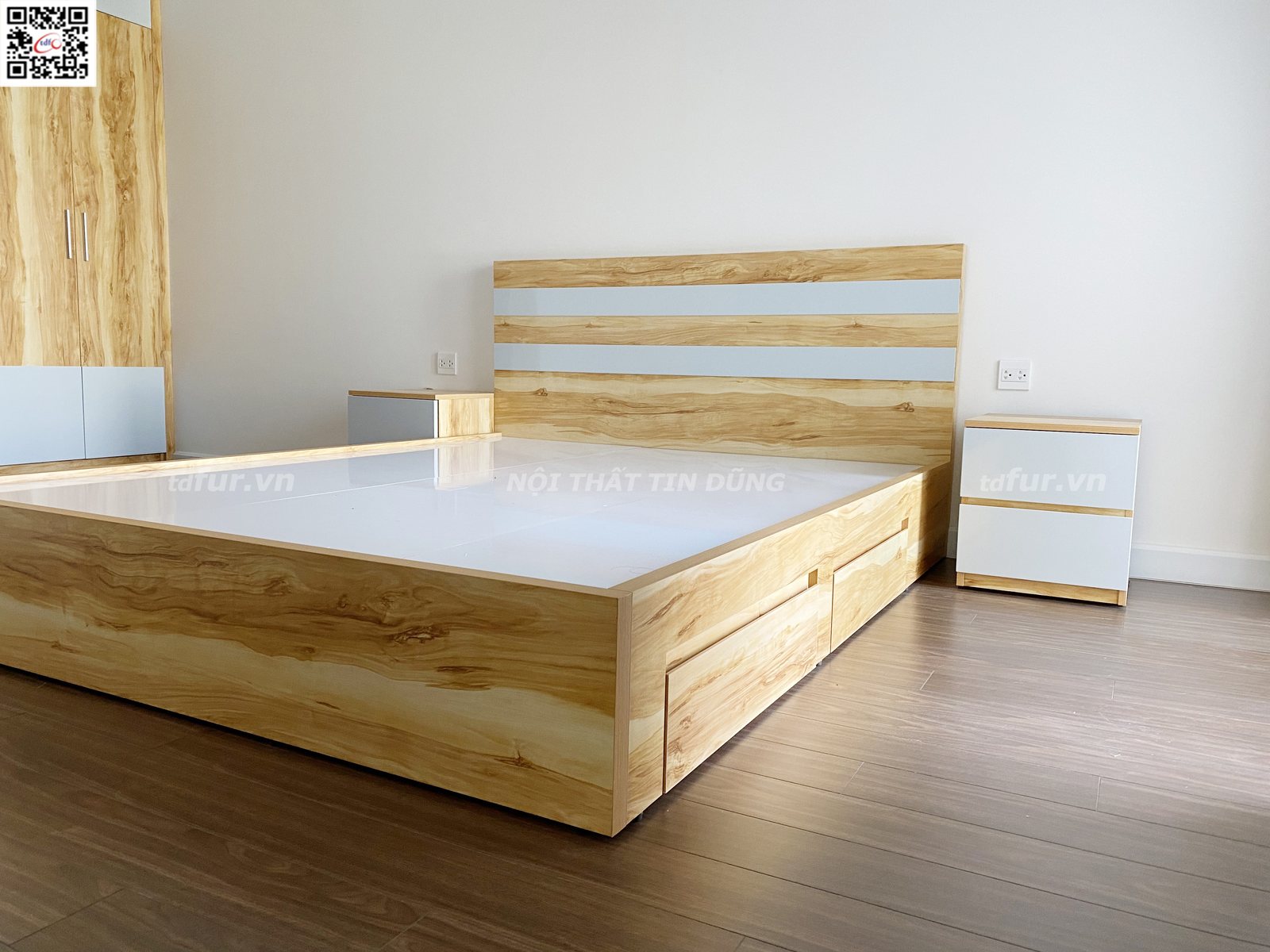 Sunrise Riverside – Gỗ vân vàng mật ong