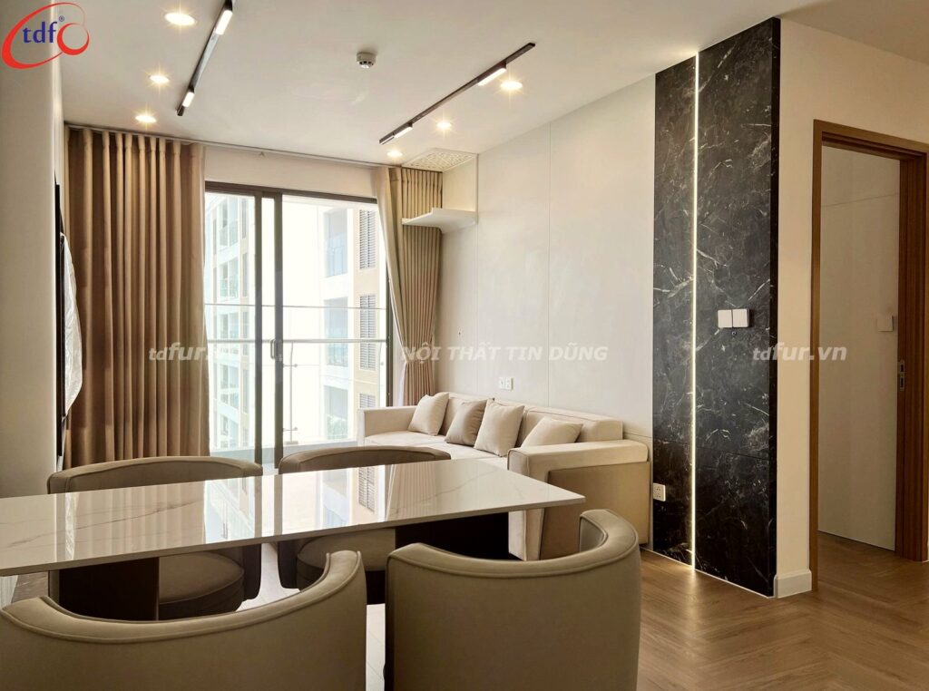 Vũng Tàu Centre Point – Đá vân mây và bếp gỗ óc chó