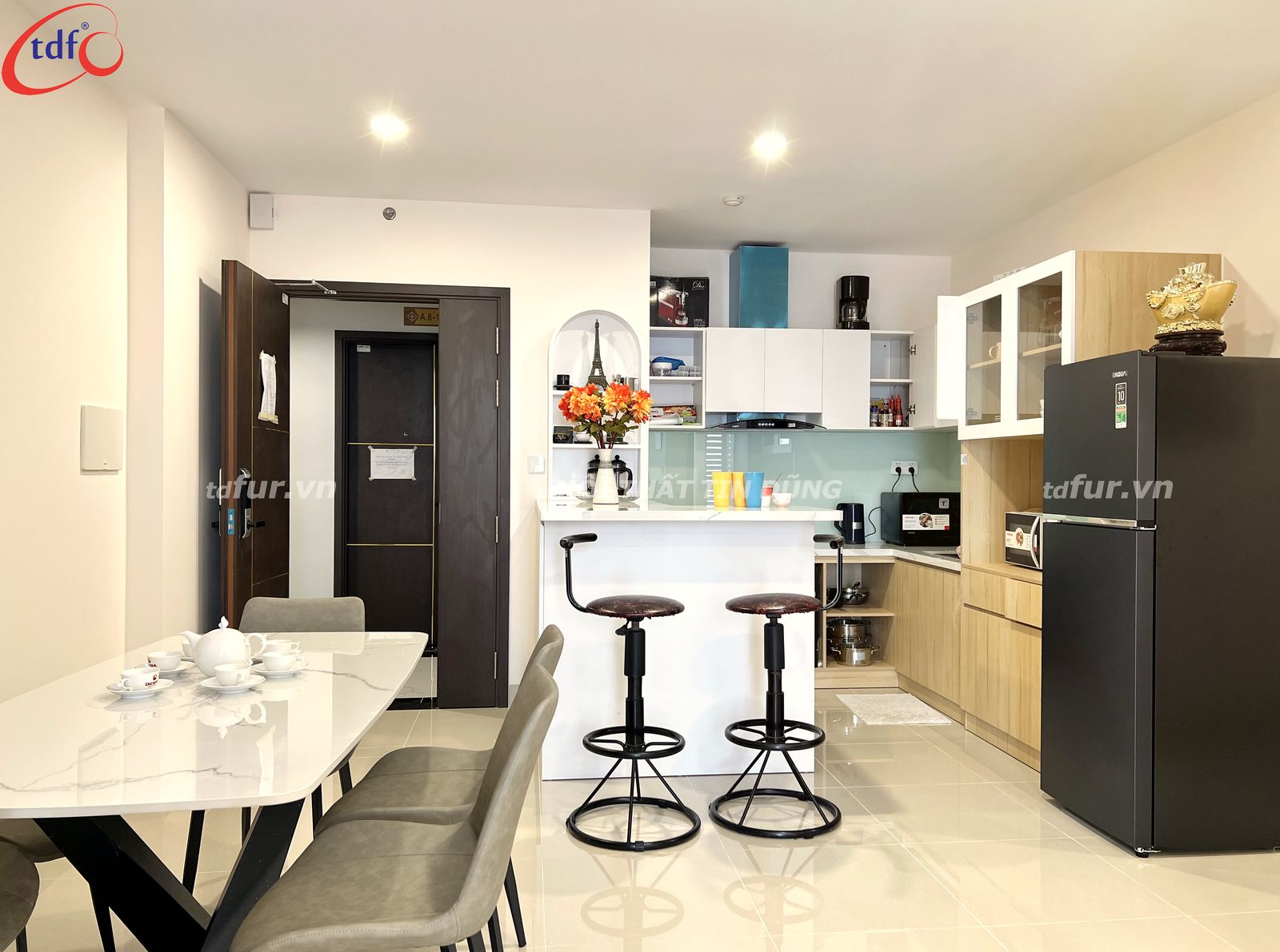 Vũng Tàu Centre Point – Quầy bar trong bếp