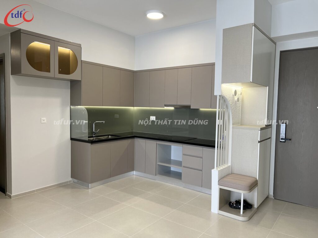 West Gate Park – Tường uốn cong và gương vòm