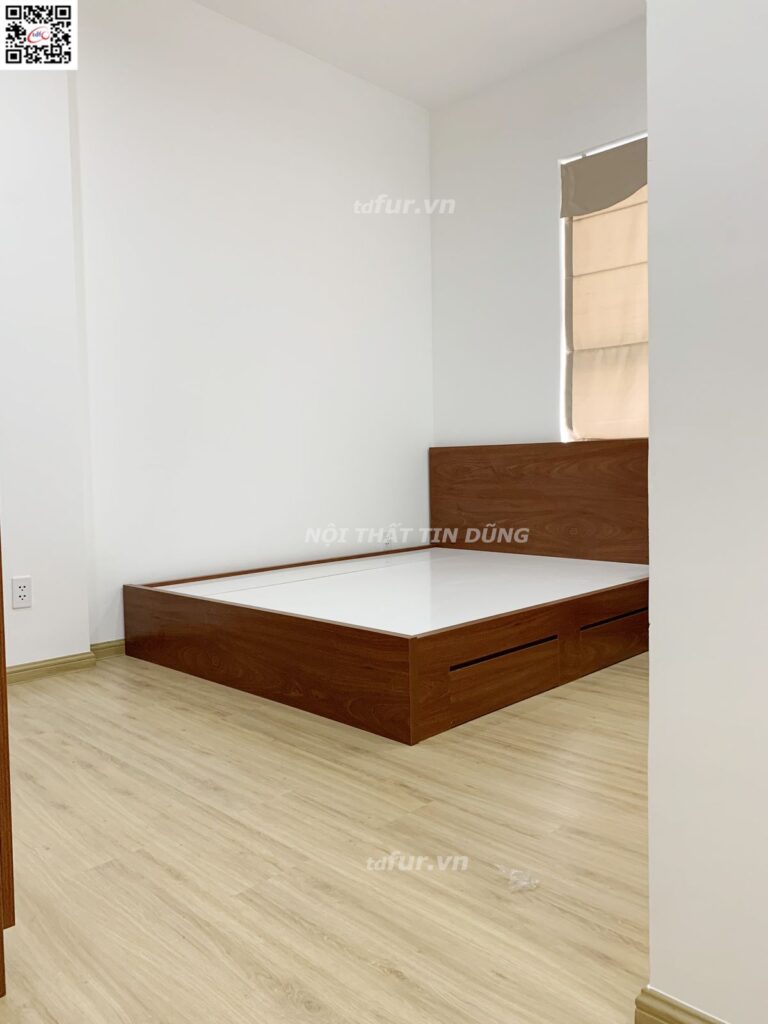 Moonlight Park View – Gỗ nâu đỏ ấm áp